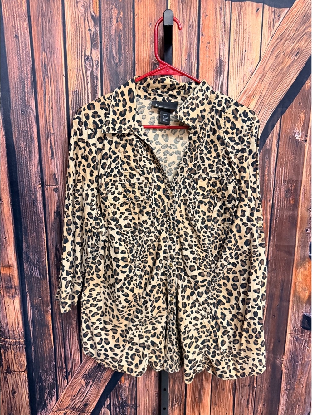 Lane Bryant Women's Leopard Print Button-Up Shirt Size 18/20